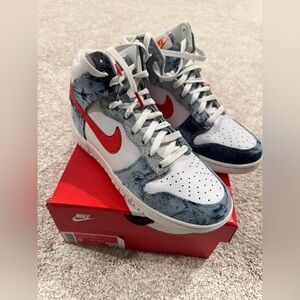 Brand New In Box Women’s Nike Dunk High Washed Denim SZ 9